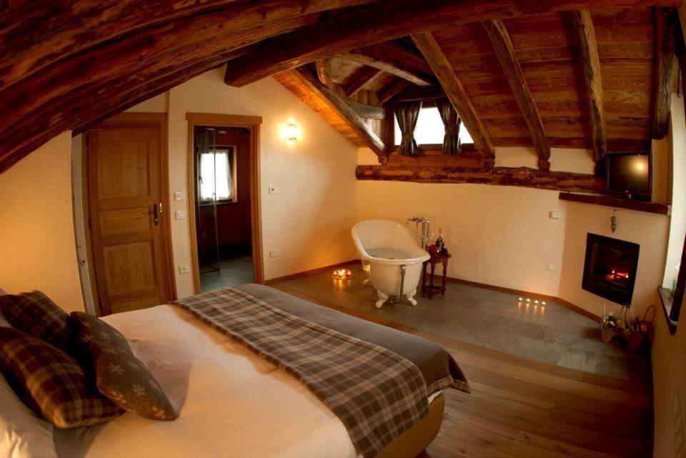 Hotel Le Petit Relais Valpelline Habitación foto