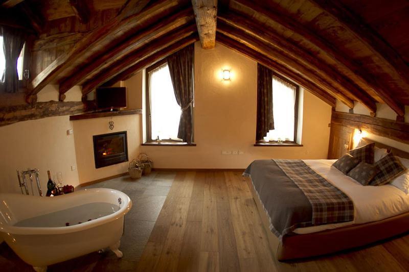 Hotel Le Petit Relais Valpelline Habitación foto