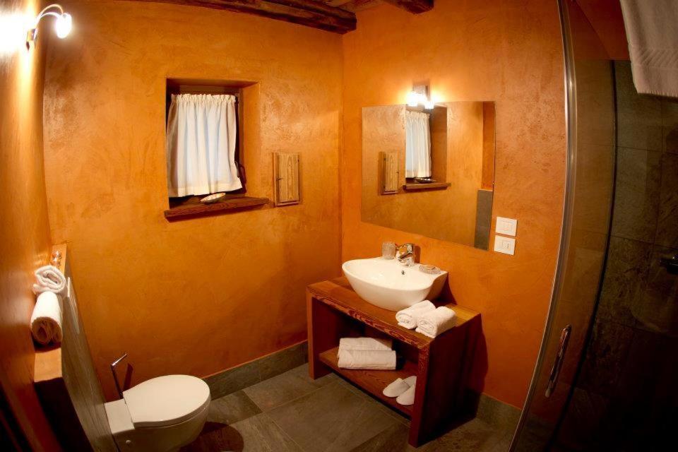 Hotel Le Petit Relais Valpelline Habitación foto